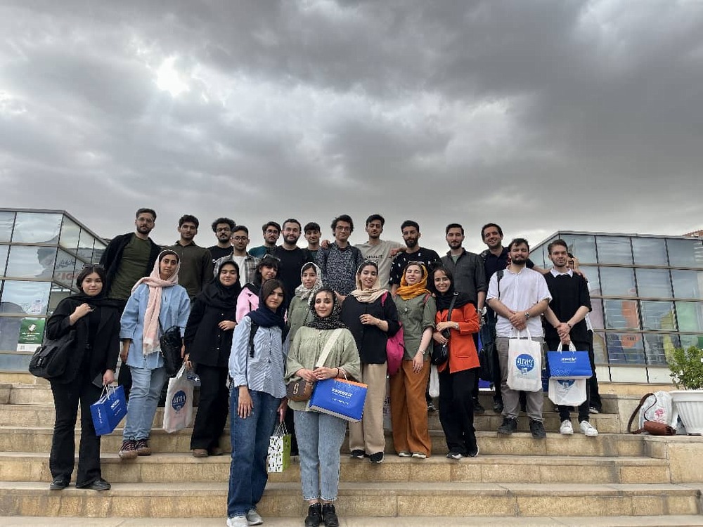 حضور دانشجویان دانشکده پیراپزشکی در بازدید از نمایشگاه اینوتکس ۲۰۲۵ در راستای آشنایی دانشجویان با دستاوردهای نوین حوزه فناوری و نوآوری